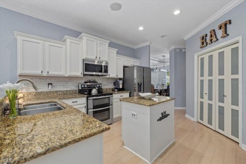 House in Bradenton, Florida 3 bedrooms, 204.66 sq.m. № 1581873 - photo 17