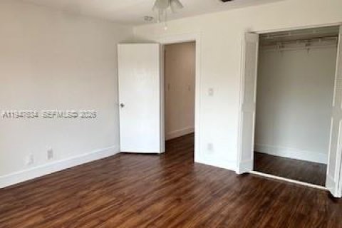 Снять в аренду квартиру в Норт-Лодердейл, Флорида 3 спальни, 141.21м2, № 2003758 - фото 11