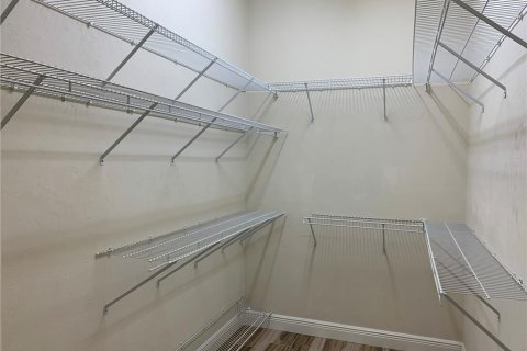 Villa ou maison à louer à Gainesville, Floride: 3 chambres, 206.71 m2 № 2434473 - photo 20
