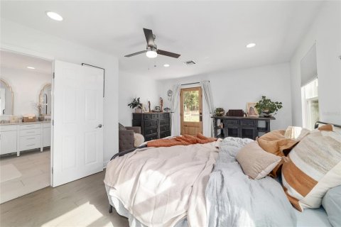 Casa en venta en Ocala, Florida, 5 dormitorios, 262.17 m2 № 1835913 - foto 23