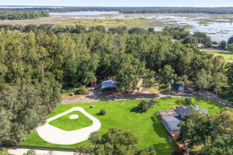 Casa en venta en Ocala, Florida, 5 dormitorios, 262.17 m2 № 1835913 - foto 8