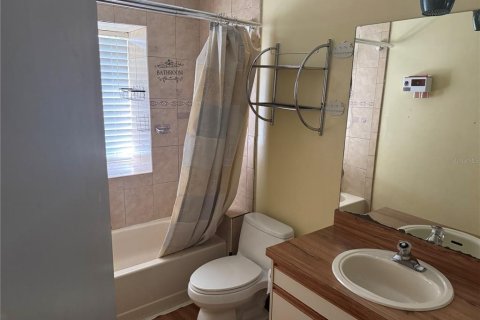 Villa ou maison à louer à Orlando, Floride: 3 chambres, 142.14 m2 № 2432636 - photo 11