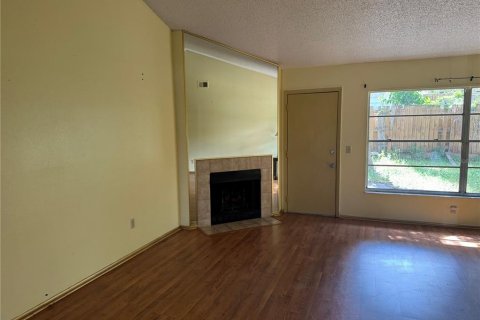 Villa ou maison à louer à Orlando, Floride: 3 chambres, 142.14 m2 № 2432636 - photo 2