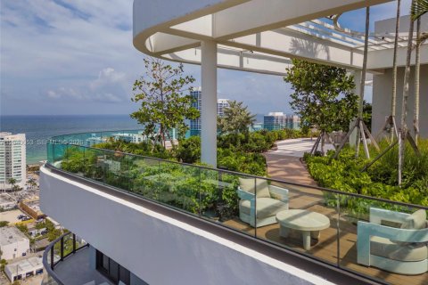 Condominio en alquiler en Miami Beach, Florida, 2 dormitorios, 64.85 m2 № 2086180 - foto 10