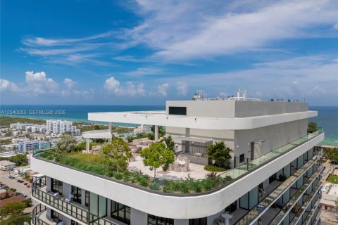 Condominio en alquiler en Miami Beach, Florida, 2 dormitorios, 64.85 m2 № 2086180 - foto 9