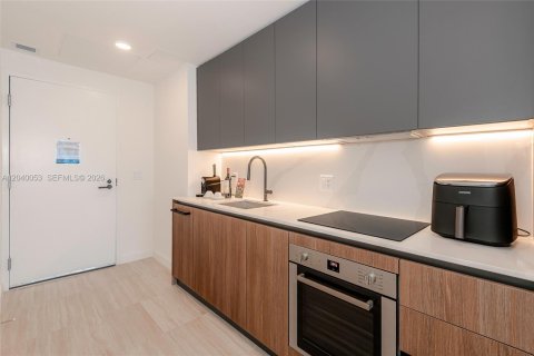 Condominio en alquiler en Miami Beach, Florida, 2 dormitorios, 64.85 m2 № 2086180 - foto 30