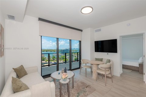 Condominio en alquiler en Miami Beach, Florida, 2 dormitorios, 64.85 m2 № 2086180 - foto 22