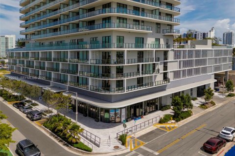 Condo à Miami Beach, Floride, 2 chambres  № 2086180