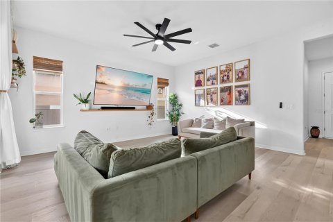 Villa ou maison à vendre à Winter Garden, Floride: 4 chambres, 250.09 m2 № 2151382 - photo 7