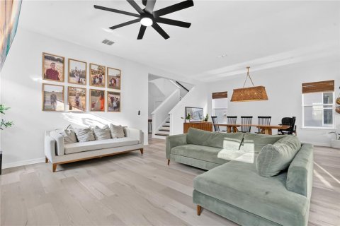 Villa ou maison à vendre à Winter Garden, Floride: 4 chambres, 250.09 m2 № 2151382 - photo 8