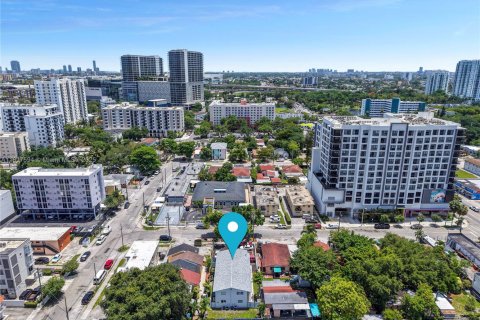 Commercial property in Miami, Florida 346.34 sq.m. № 1774312 - photo 11