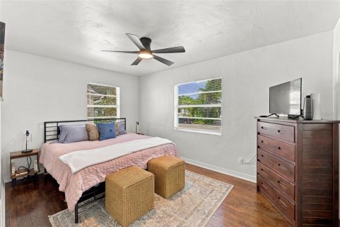 Villa ou maison à vendre à Saint Petersburg, Floride: 2 chambres, 76.18 m2 № 2431126 - photo 16