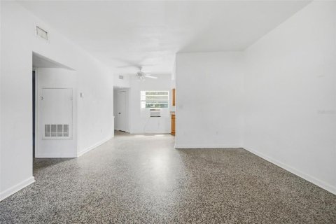 Appartement à louer à Casselberry, Floride: 3 chambres, 93.74 m2 № 2406837 - photo 3