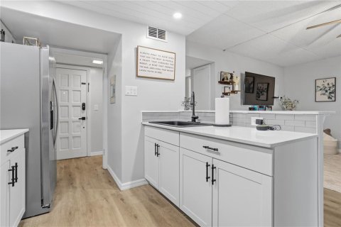 Copropriété à louer à Casselberry, Floride: 1 chambre, 72.56 m2 № 2148944 - photo 6