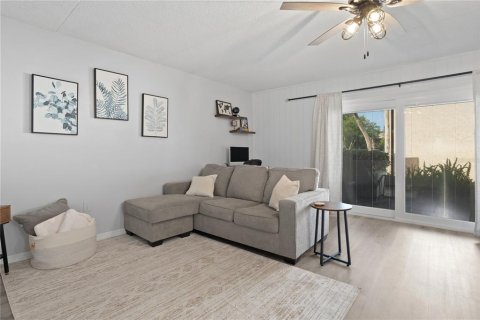 Copropriété à louer à Casselberry, Floride: 1 chambre, 72.56 m2 № 2148944 - photo 3