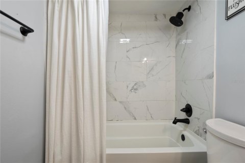 Copropriété à louer à Casselberry, Floride: 1 chambre, 72.56 m2 № 2148944 - photo 13
