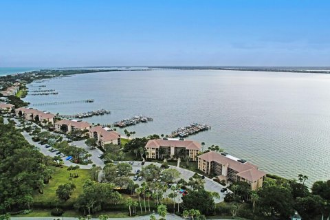 Снять в аренду кондоминиум в Стьюарт, Флорида 2 спальни, 191.84м2, № 1020129 - фото 1