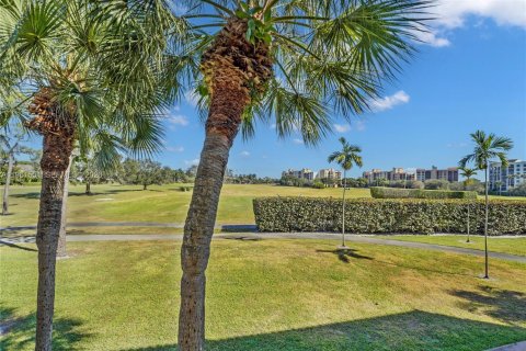 Купить кондоминиум в Бока-Ратон, Флорида 2 спальни, 122.91м2, № 2024329 - фото 27