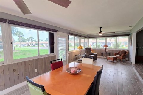 Villa ou maison à vendre à Sarasota, Floride: 2 chambres, 137.5 m2 № 2285447 - photo 19