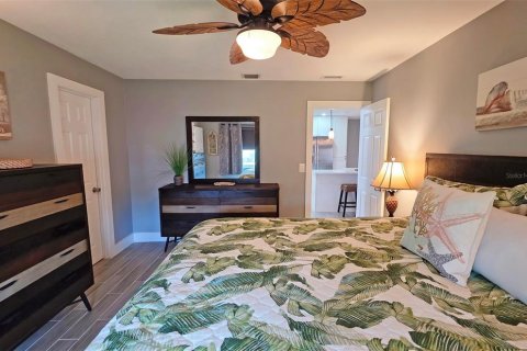 Villa ou maison à vendre à Sarasota, Floride: 2 chambres, 137.5 m2 № 2285447 - photo 23