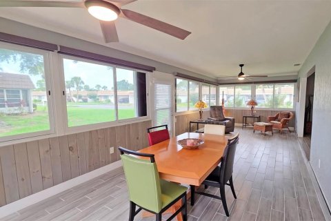 Villa ou maison à vendre à Sarasota, Floride: 2 chambres, 137.5 m2 № 2285447 - photo 17