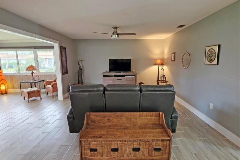 Villa ou maison à vendre à Sarasota, Floride: 2 chambres, 137.5 m2 № 2285447 - photo 9