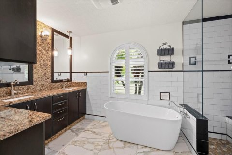 Villa ou maison à vendre à North Port, Floride: 3 chambres, 175.68 m2 № 2416774 - photo 22