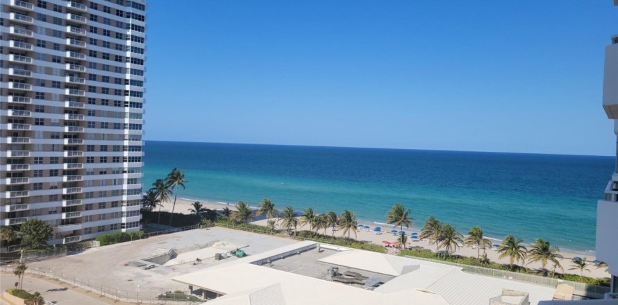 Condominio en Hallandale Beach, Florida, 1 dormitorio № 1185305
