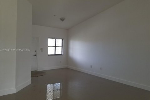 Condo in Cutler Bay, Florida, 3 bedrooms  № 1978822 - photo 2