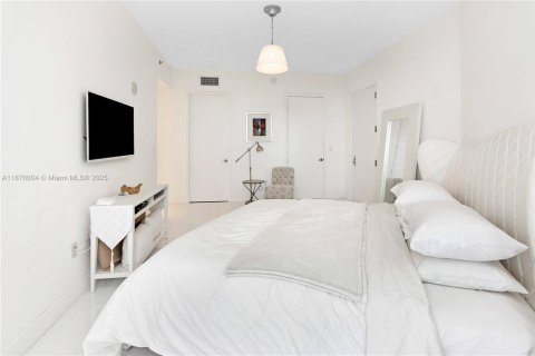 Condominio en alquiler en Sunny Isles Beach, Florida, 2 dormitorios, 133.31 m2 № 1926822 - foto 22