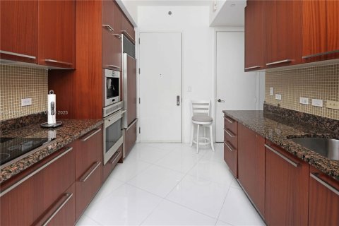 Condominio en alquiler en Sunny Isles Beach, Florida, 2 dormitorios, 133.31 m2 № 1926822 - foto 16