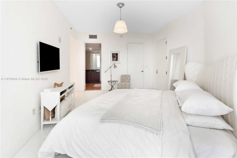Condominio en alquiler en Sunny Isles Beach, Florida, 2 dormitorios, 133.31 m2 № 1926822 - foto 23