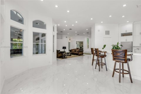 Casa en alquiler en Davie, Florida, 7 dormitorios, 438.31 m2 № 2069973 - foto 18