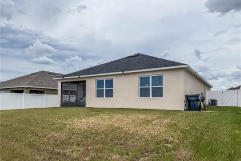House in Davenport, Florida 3 bedrooms, 160.26 sq.m. № 1917846 - photo 25