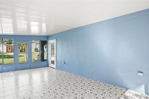Купить виллу или дом в Юстис, Флорида 9 комнат, 120.77м2, № 2424241 - фото 26