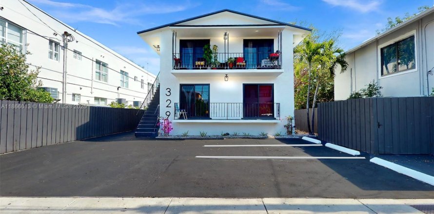 Casa en Miami, Florida 2 dormitorios, 78.97 m2 № 1926053