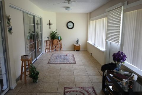 Купить виллу или дом в Уайлдвуд, Флорида 7 комнат, 154.59м2, № 1838350 - фото 6