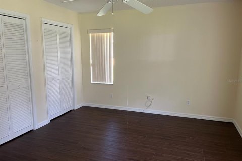 Купить виллу или дом в Уайлдвуд, Флорида 7 комнат, 154.59м2, № 1838350 - фото 12