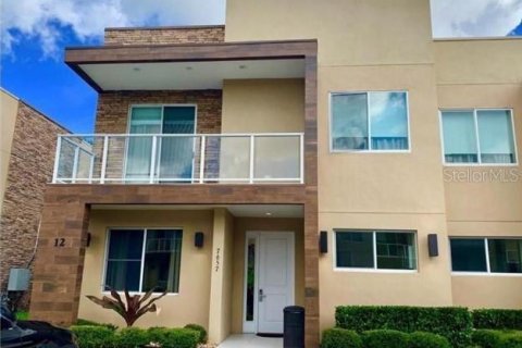 Townhouse in Kissimmee, Florida 4 bedrooms, 222.59 sq.m. № 2092133