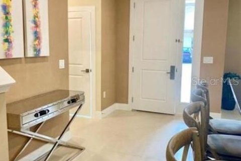 Adosado en venta en Kissimmee, Florida, 4 dormitorios, 222.59 m2 № 2092133 - foto 9