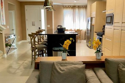 Adosado en venta en Kissimmee, Florida, 4 dormitorios, 222.59 m2 № 2092133 - foto 12