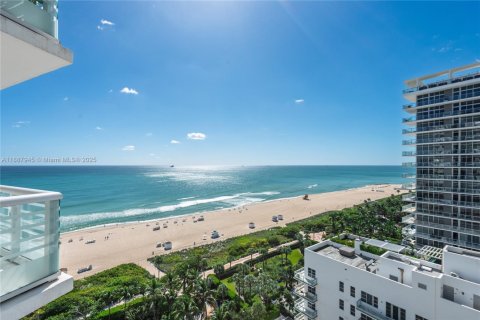 Купить кондоминиум в Майами-Бич, Флорида 3 спальни, 140м2, № 1938599 - фото 3