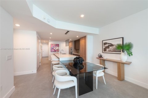 Купить кондоминиум в Майами-Бич, Флорида 3 спальни, 140м2, № 1938599 - фото 9