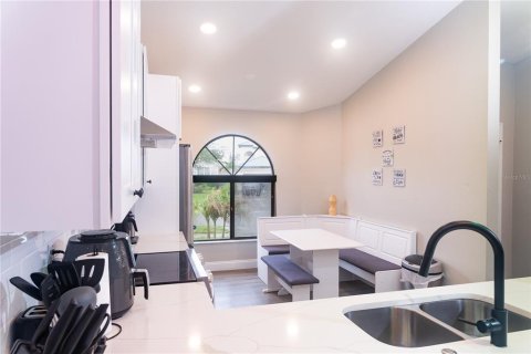Casa en venta en Apollo Beach, Florida, 3 dormitorios, 148.83 m2 № 1884567 - foto 4