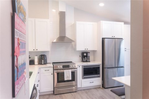 Casa en venta en Apollo Beach, Florida, 3 dormitorios, 148.83 m2 № 1884567 - foto 3