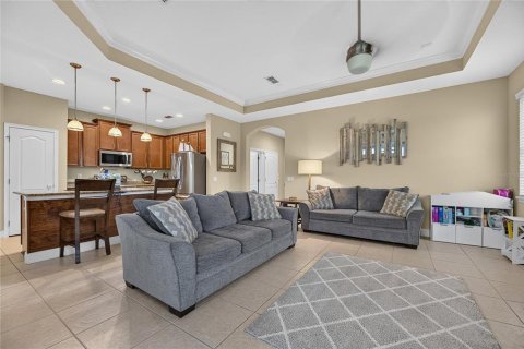 Villa ou maison à vendre à Apollo Beach, Floride: 3 chambres, 158.86 m2 № 2411557 - photo 8