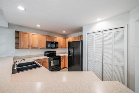 Condominio en alquiler en Lutz, Florida, 2 dormitorios, 114.55 m2 № 2115951 - foto 10