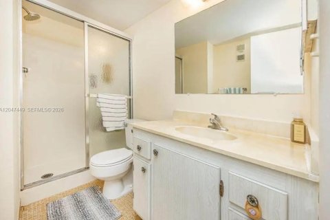 Condo in Boynton Beach, Florida, 2 bedrooms  № 2179640 - photo 3