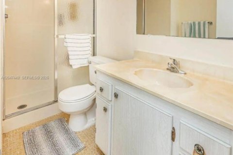 Condo in Boynton Beach, Florida, 2 bedrooms  № 2179640 - photo 8