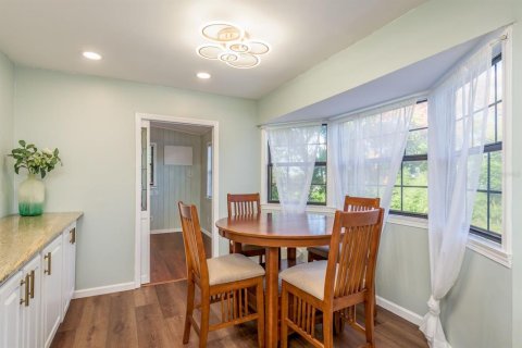 Villa ou maison à vendre à Leesburg, Floride: 5 chambres, 310.94 m2 № 2098427 - photo 20